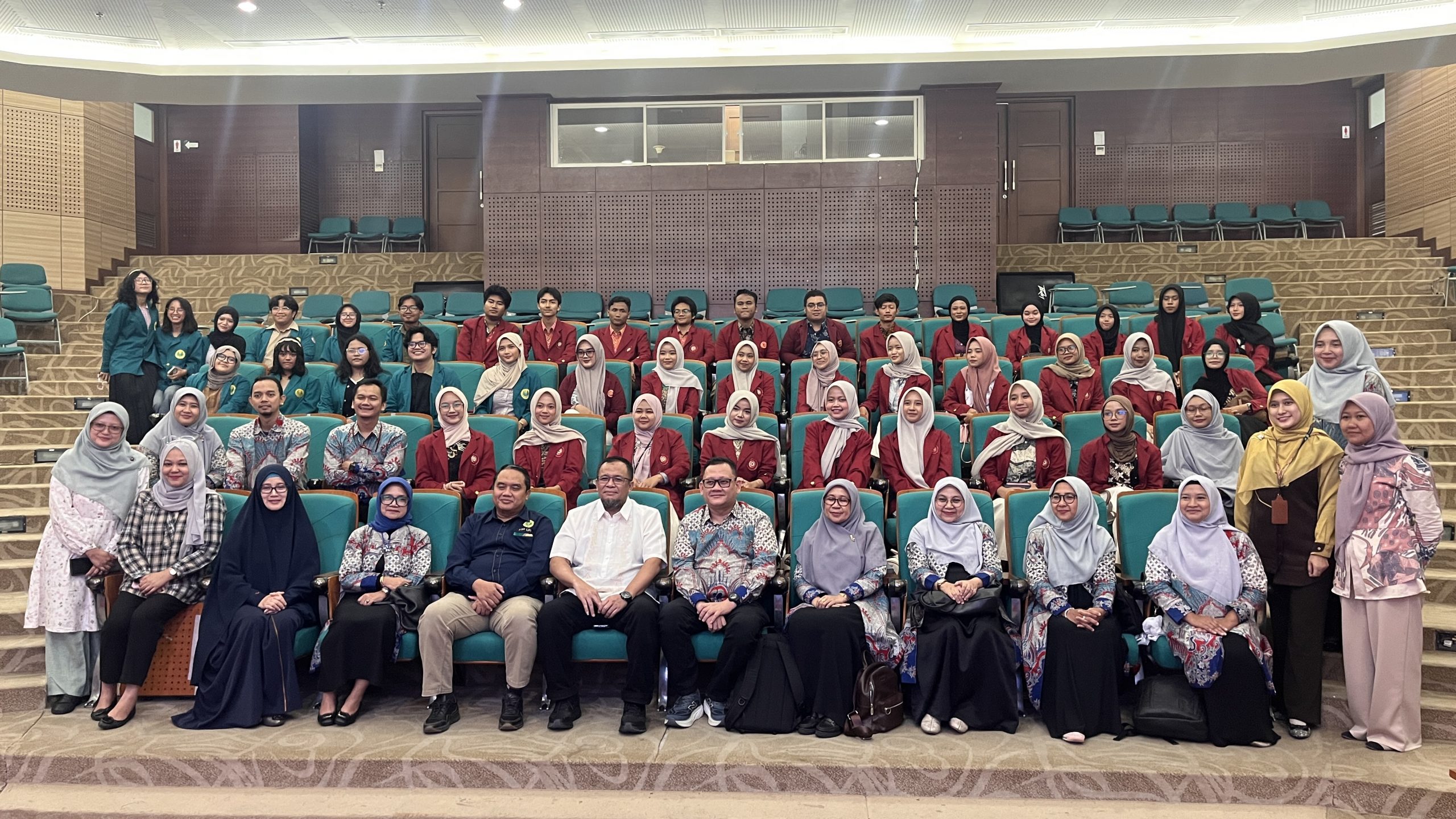 Jalin Kolaborasi Strategis, Prodi Pendidikan Bahasa Inggris FBS UNJ dan FKIP UMC Tandatangani Kerja Sama Riset dan Seminar Internasional