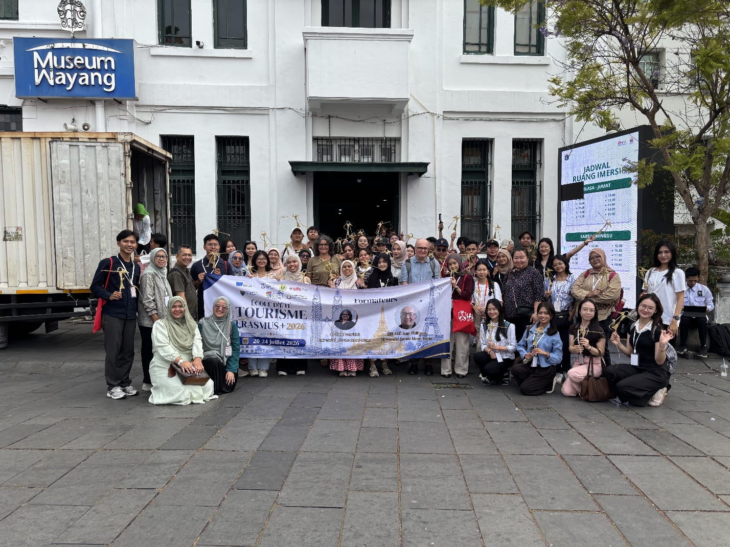 10 Mahasiswa PBP UNJ Ikuti École d'Été Tourisme Erasmus+ 2026